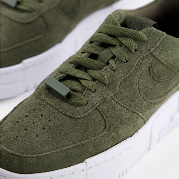 Nike Wmns Air Force 1 Pixel 'Cargo Khaki - Picture 4 of 10